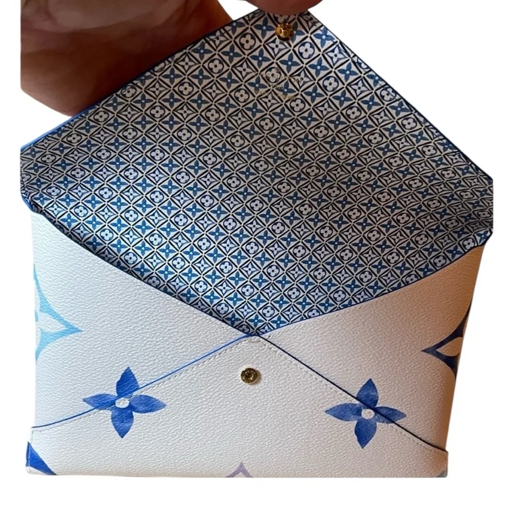 Louis Vuitton By The Pool Kirigami Limited Edit Pochette Giant Monogram Clutch